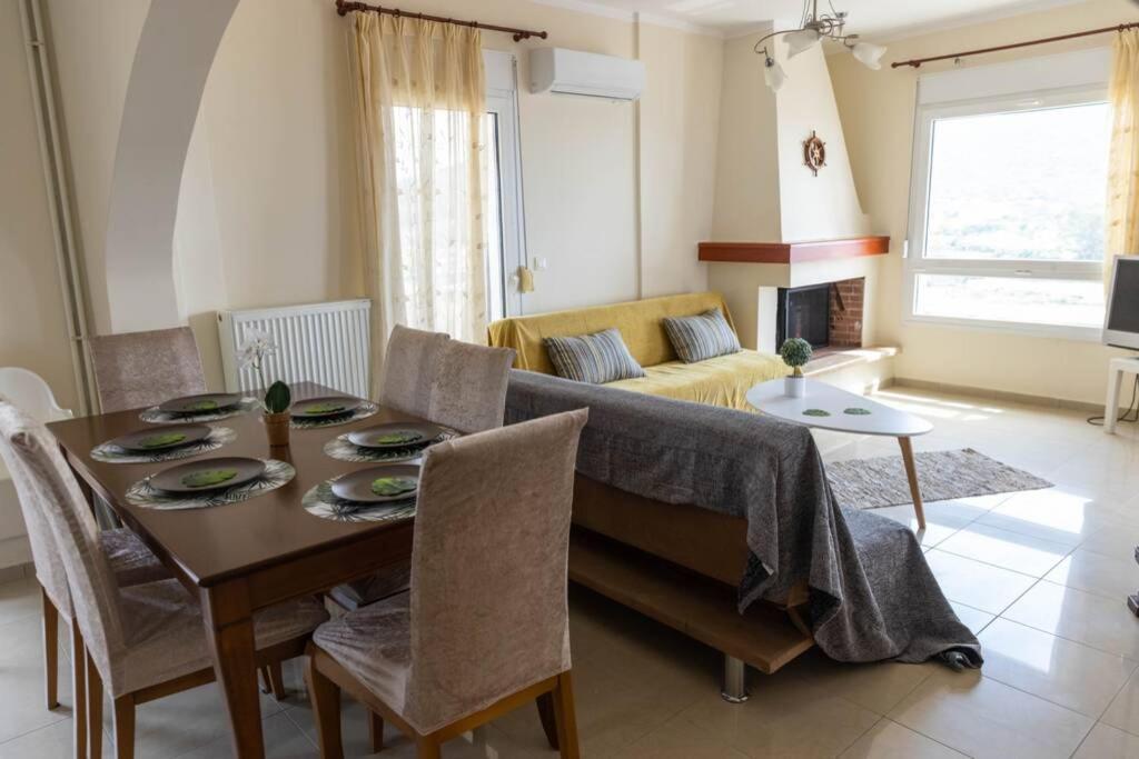 Port View House-Comfy Family Apartment-Panoramic View Nea Peramos  Ngoại thất bức ảnh